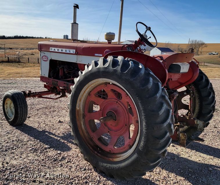 image for item ME9588 Farmall 460  tractor