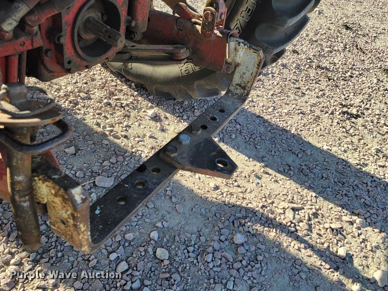 image for item ME9588 Farmall 460  tractor