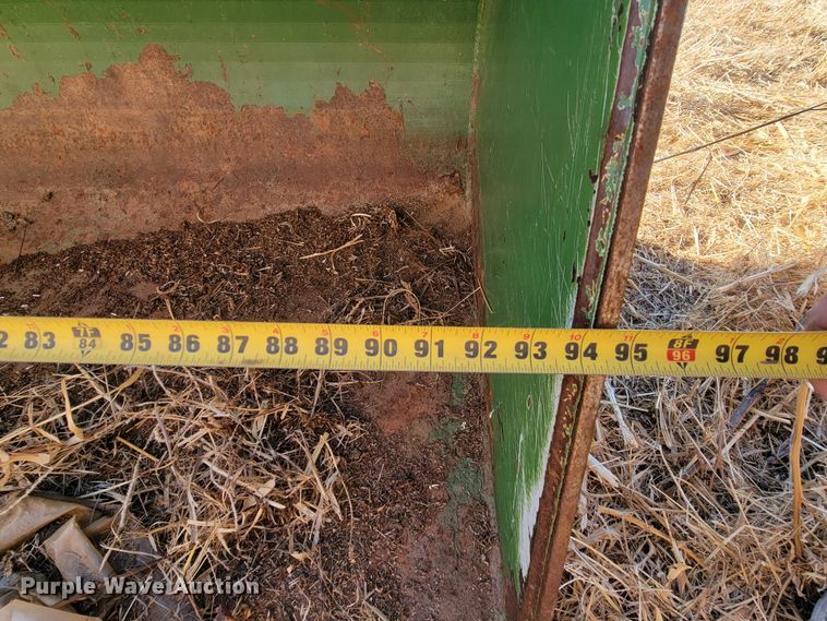 image for item ME9589 1997 John Deere 7410  MFWD tractor