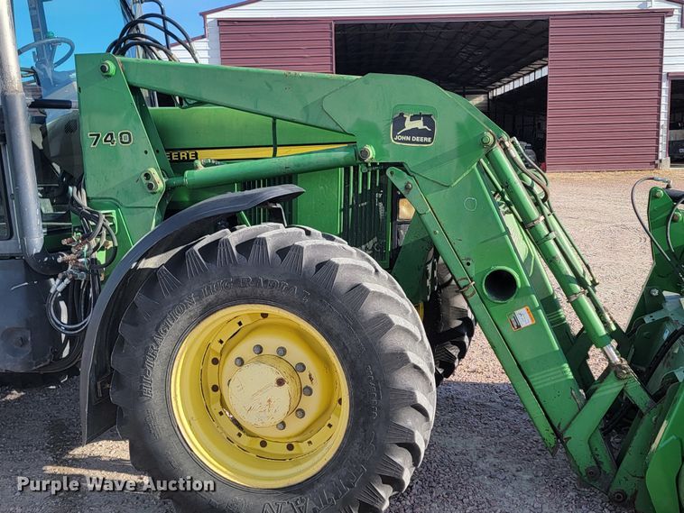 image for item ME9589 1997 John Deere 7410  MFWD tractor