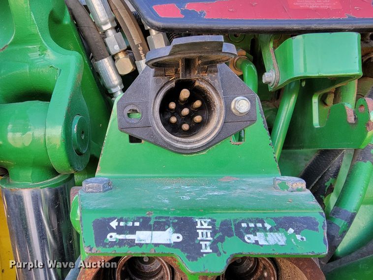image for item ME9589 1997 John Deere 7410  MFWD tractor