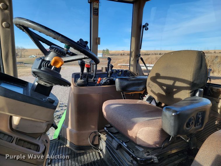 image for item ME9589 1997 John Deere 7410  MFWD tractor