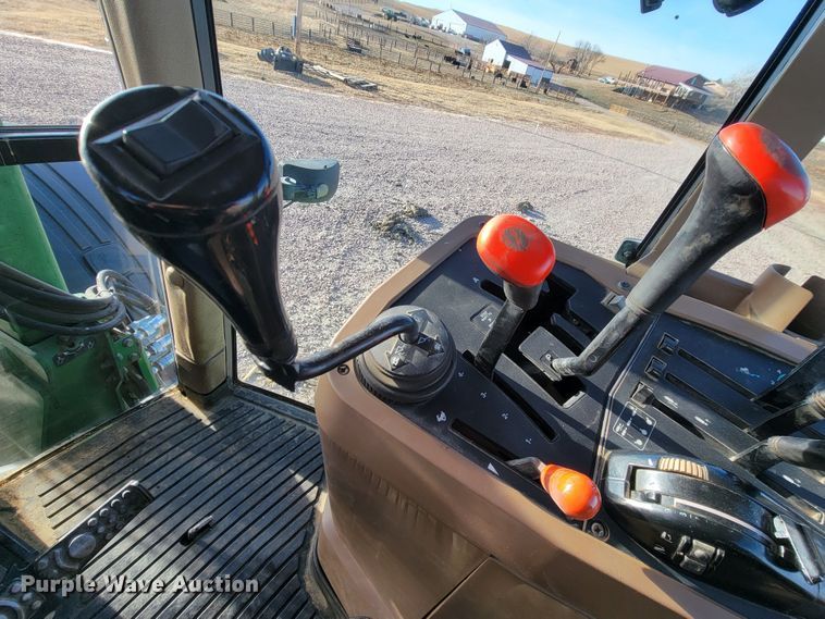 image for item ME9589 1997 John Deere 7410  MFWD tractor