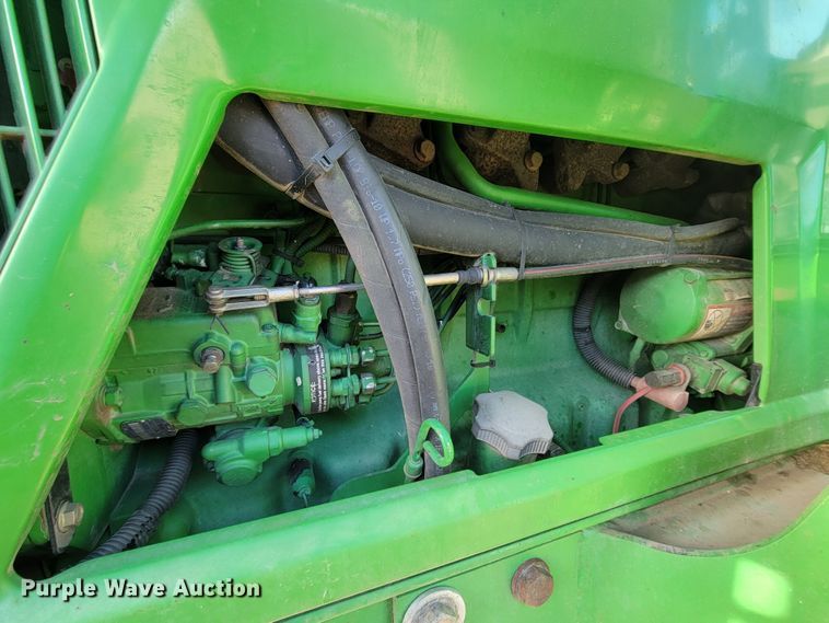image for item ME9589 1997 John Deere 7410  MFWD tractor