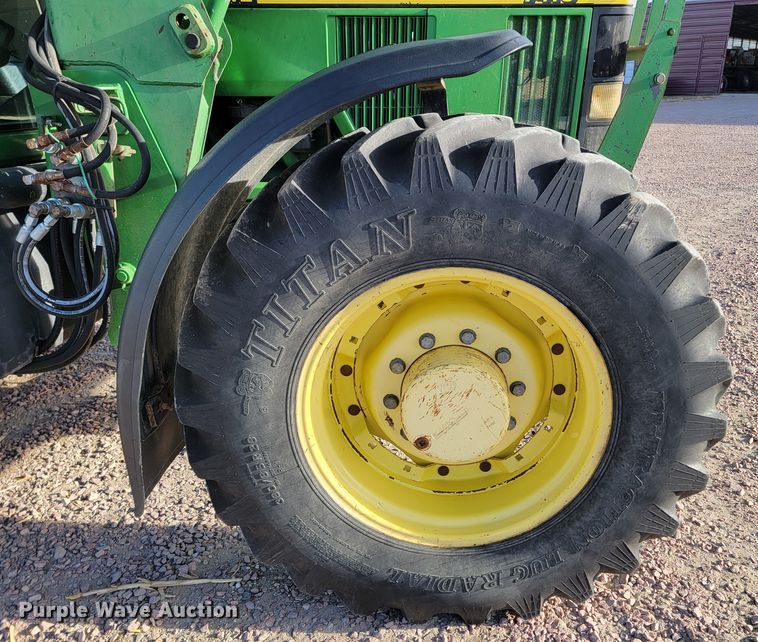 image for item ME9589 1997 John Deere 7410  MFWD tractor