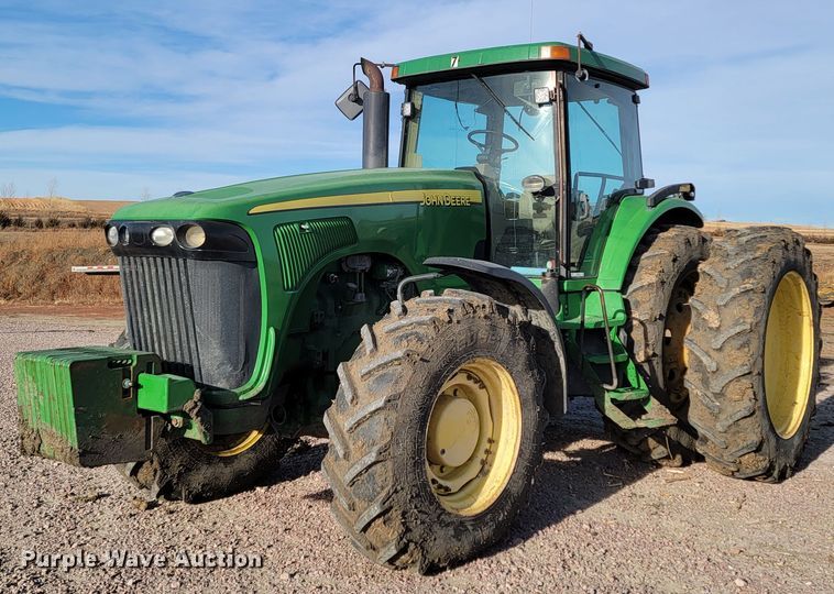 image for item ME9590 2004 John Deere 8320  MFWD tractor