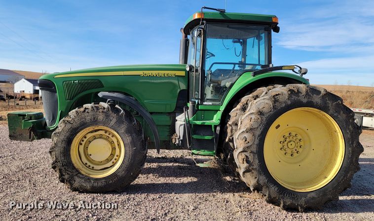 image for item ME9590 2004 John Deere 8320  MFWD tractor