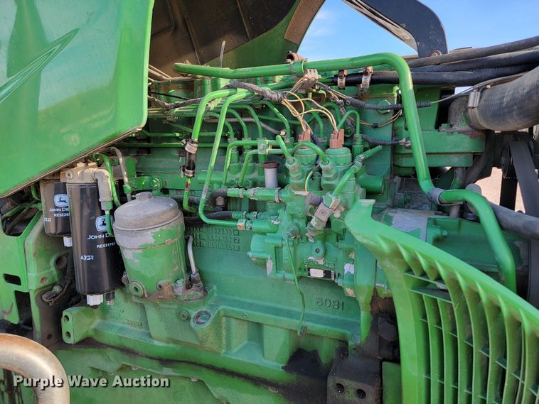 image for item ME9590 2004 John Deere 8320  MFWD tractor