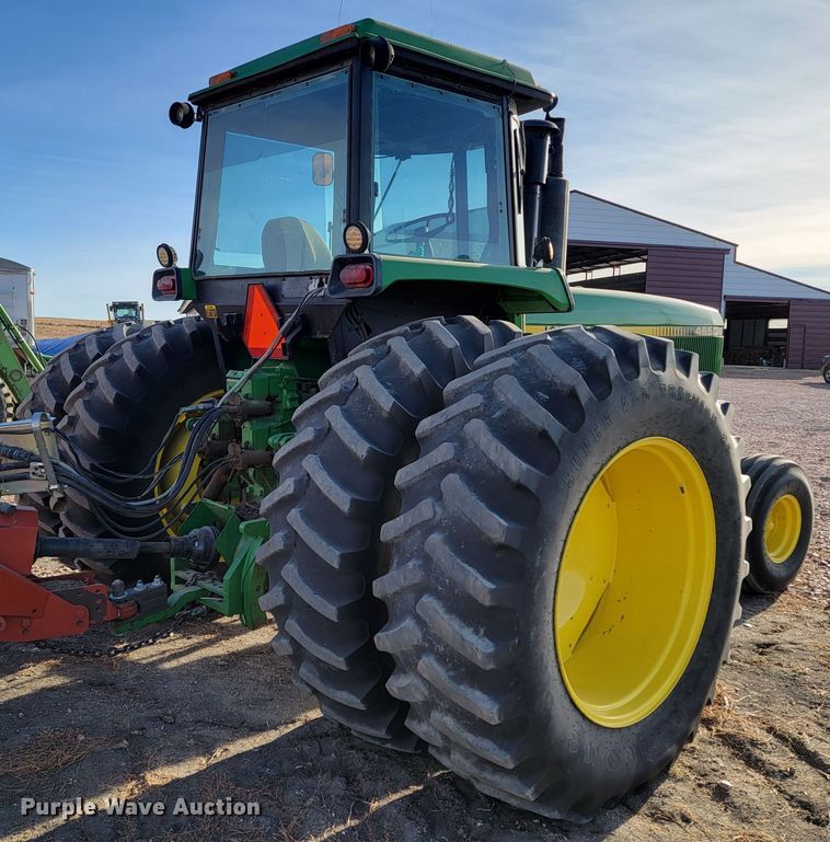 image for item ME9591 1983 John Deere 4650  tractor