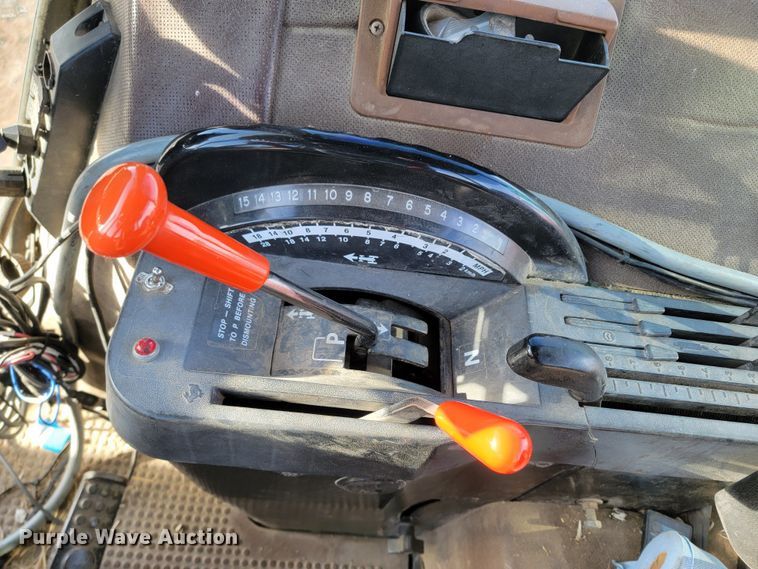 image for item ME9591 1983 John Deere 4650  tractor