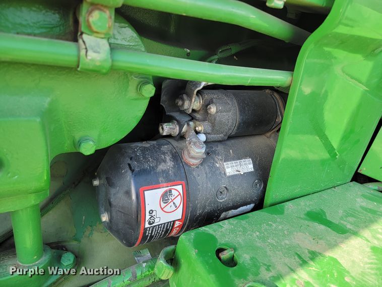 image for item ME9591 1983 John Deere 4650  tractor