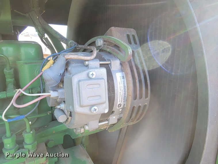 image for item ME9591 1983 John Deere 4650  tractor