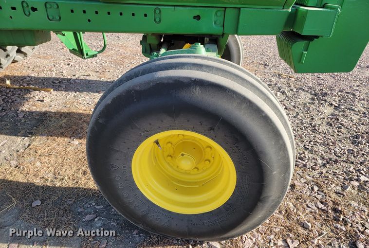 image for item ME9591 1983 John Deere 4650  tractor