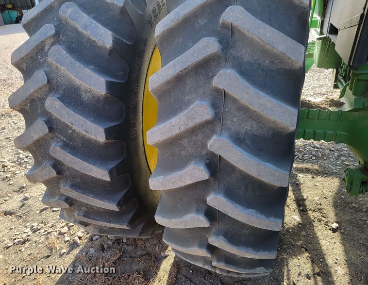 image for item ME9591 1983 John Deere 4650  tractor