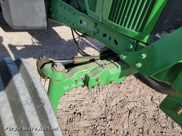 image for item ME9592 1996 John Deere 7600  tractor