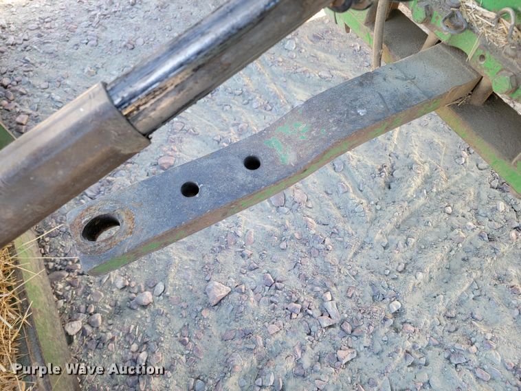 image for item ME9592 1996 John Deere 7600  tractor