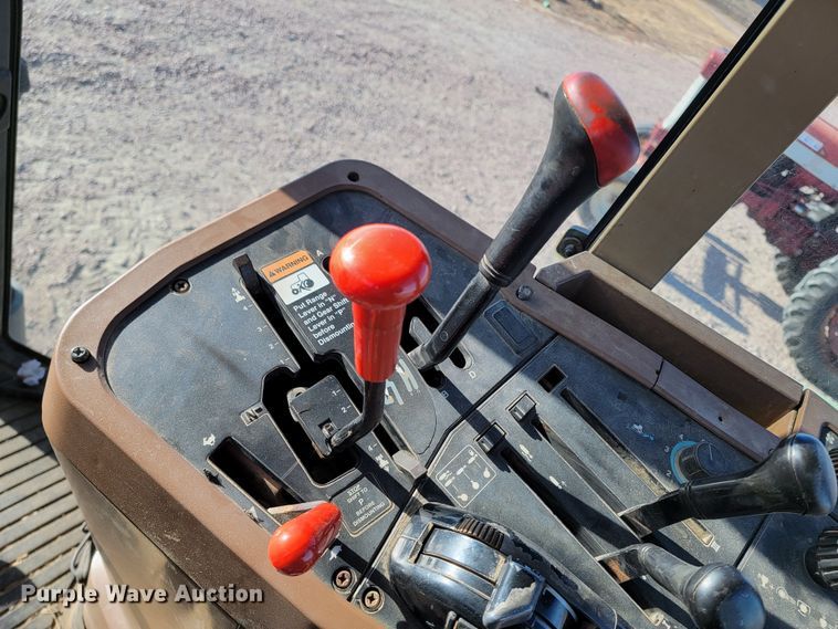 image for item ME9592 1996 John Deere 7600  tractor