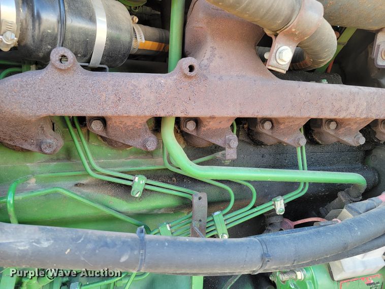 image for item ME9592 1996 John Deere 7600  tractor