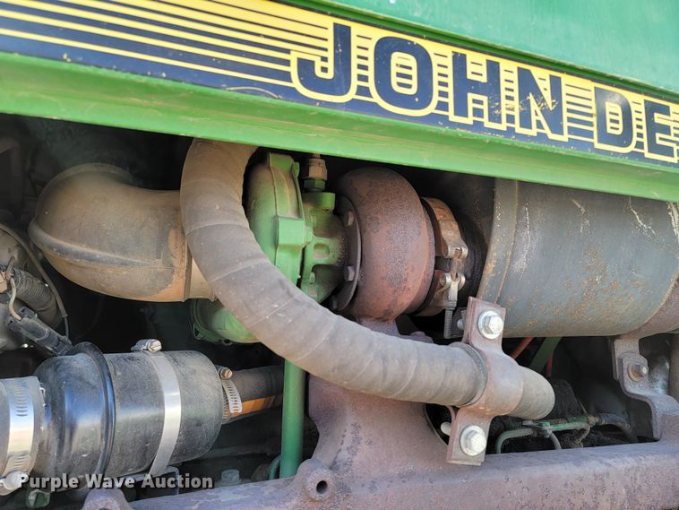 image for item ME9592 1996 John Deere 7600  tractor