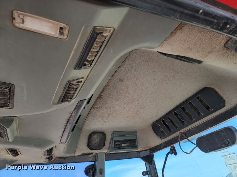 image for item ME9596 2005 McCormick MTX120  MFWD tractor