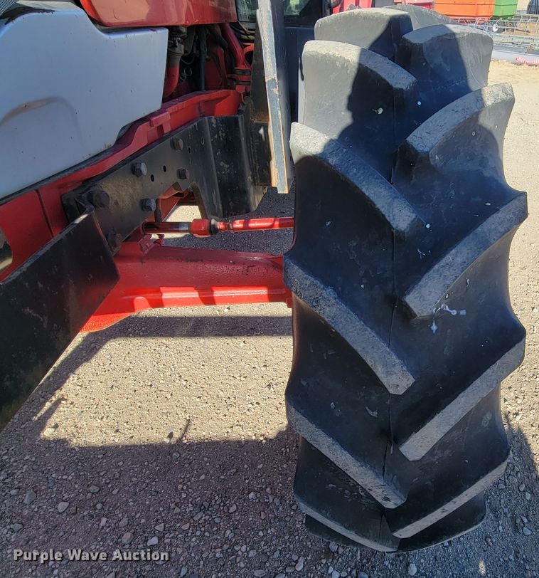 image for item ME9596 2005 McCormick MTX120  MFWD tractor