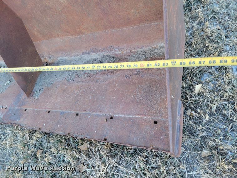 image for item ME9599 International 1086  tractor