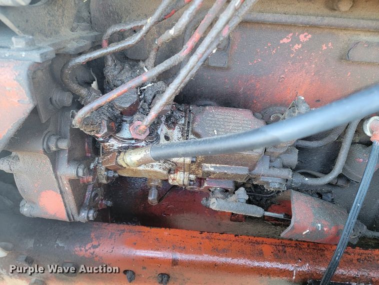 image for item ME9599 International 1086  tractor