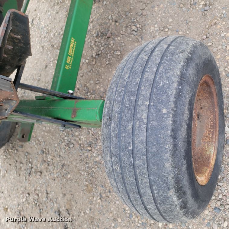 image for item ME9605 1992 John Deere 920  flex head