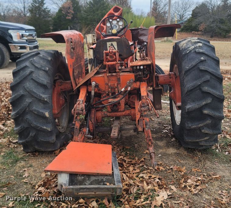 image for item MH9584 Allis Chalmers 171  tractor
