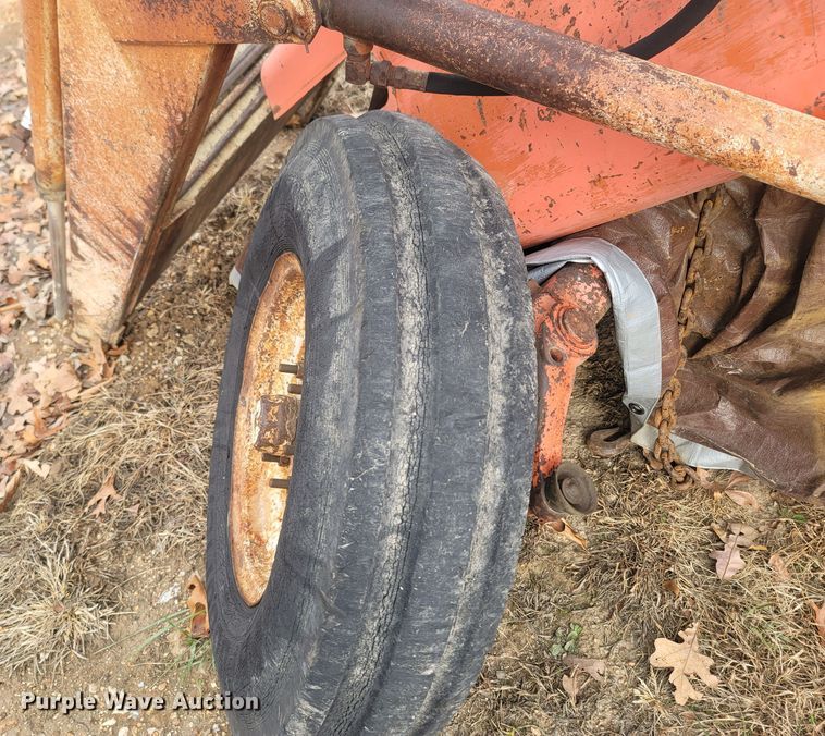 image for item MH9584 Allis Chalmers 171  tractor