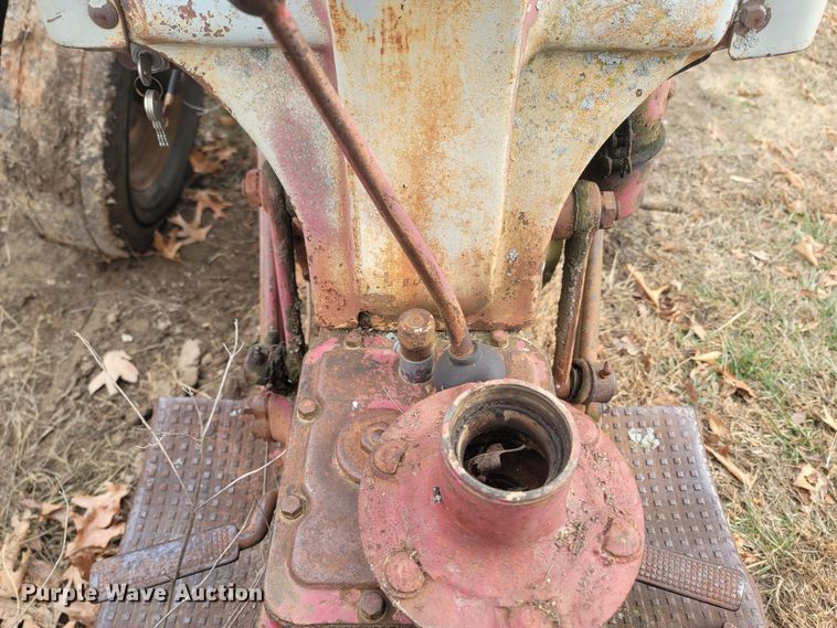 image for item MH9585 1949 Ford 8N  tractor