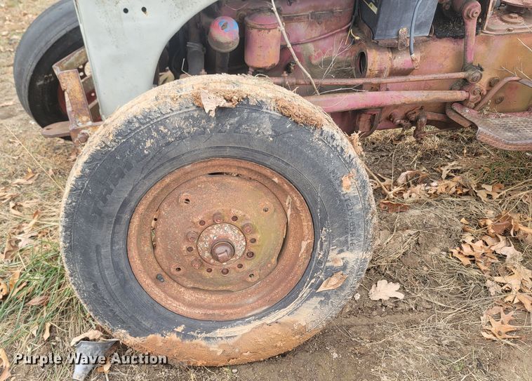 image for item MH9585 1949 Ford 8N  tractor