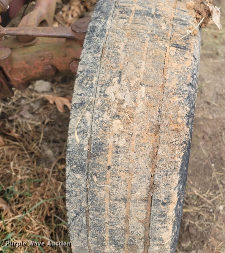 image for item MH9585 1949 Ford 8N  tractor