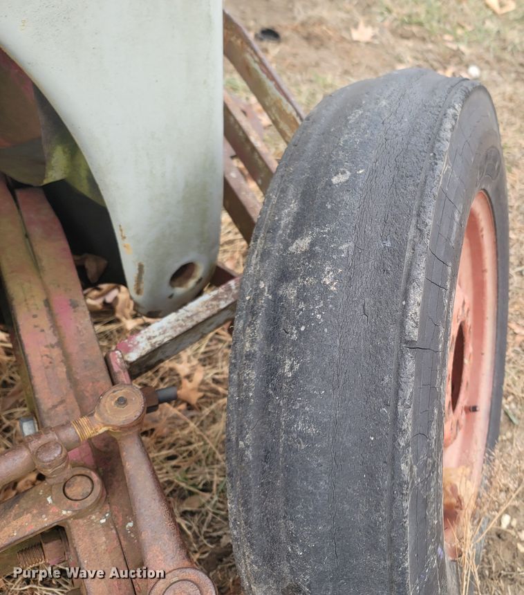 image for item MH9585 1949 Ford 8N  tractor