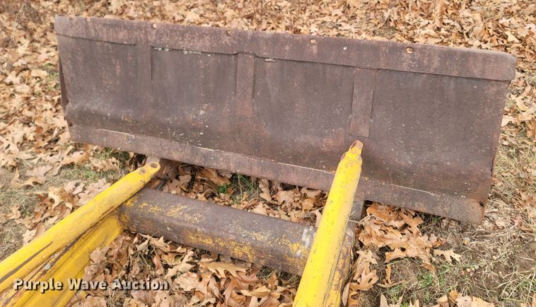 image for item MH9592 Massey Ferguson  loader