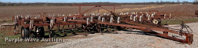 image for item MI9554 Field cultivator