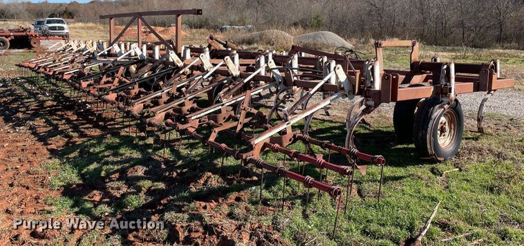 image for item MI9554 Field cultivator