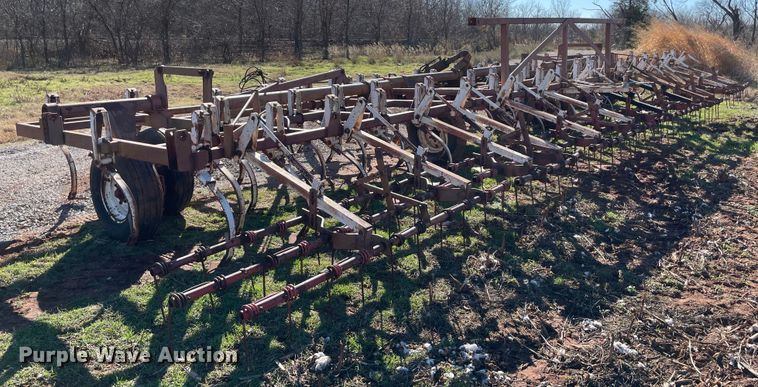 image for item MI9554 Field cultivator