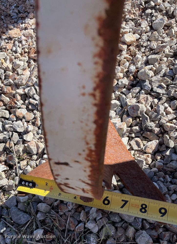 image for item MI9554 Field cultivator