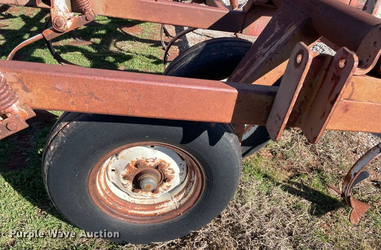 image for item MI9554 Field cultivator