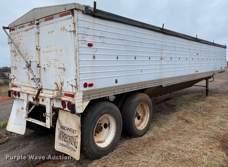 image for item MI9562 1974 Timpte  grain trailer