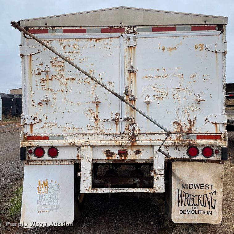 image for item MI9562 1974 Timpte  grain trailer