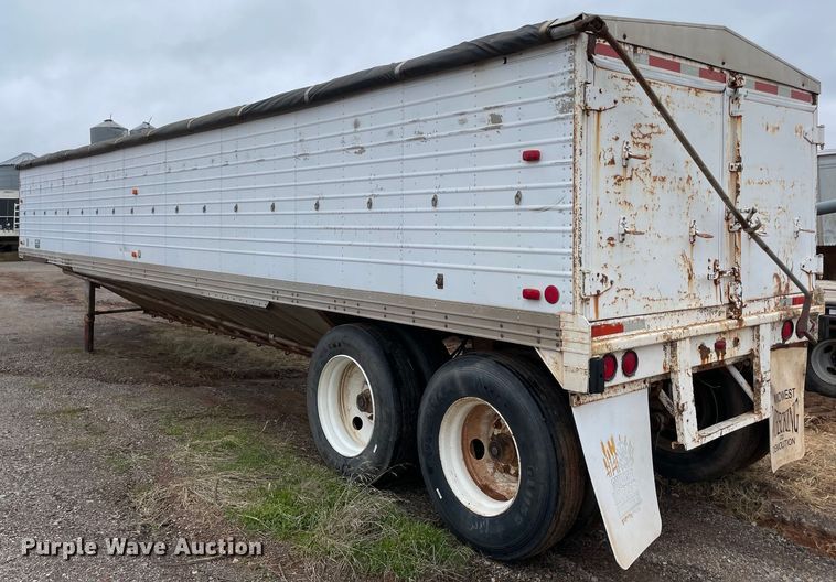 image for item MI9562 1974 Timpte  grain trailer