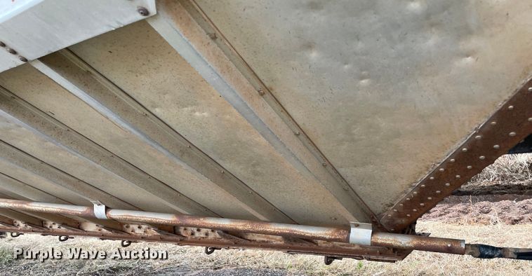 image for item MI9562 1974 Timpte  grain trailer