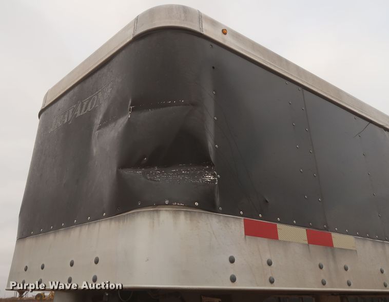 image for item MJ9240 2011 Liberty  livestock trailer