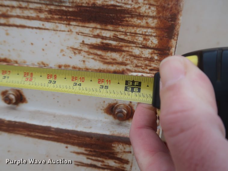 image for item MJ9241 1994 Freightliner FL70  feed mixer truck