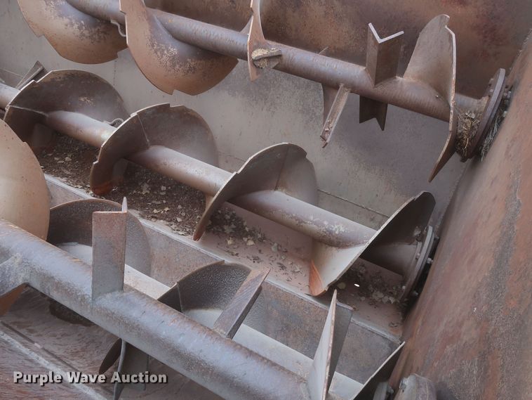 image for item MJ9241 1994 Freightliner FL70  feed mixer truck