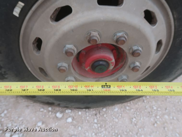 image for item MJ9241 1994 Freightliner FL70  feed mixer truck