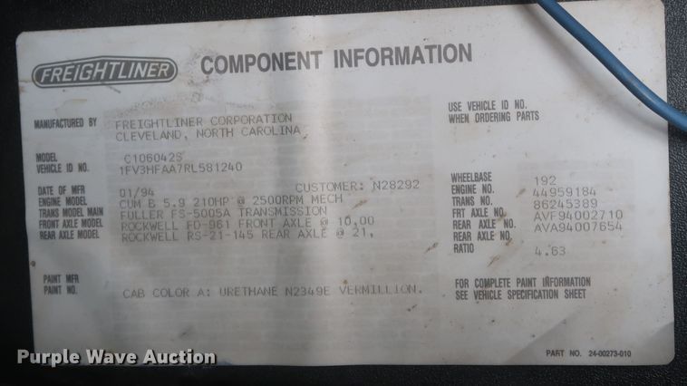 image for item MJ9241 1994 Freightliner FL70  feed mixer truck