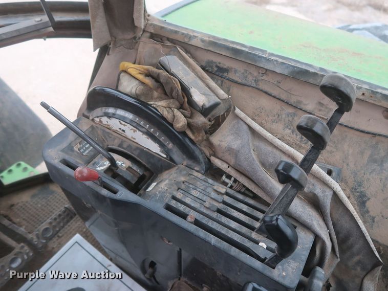 image for item MJ9242 1988 John Deere 4850  MFWD tractor